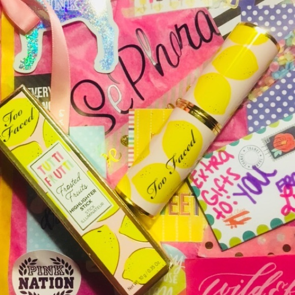SALEπβΌοΈTOO FACED FROSTED FRUITS βPINK LEMONADEβπ - Picture 4 of 8